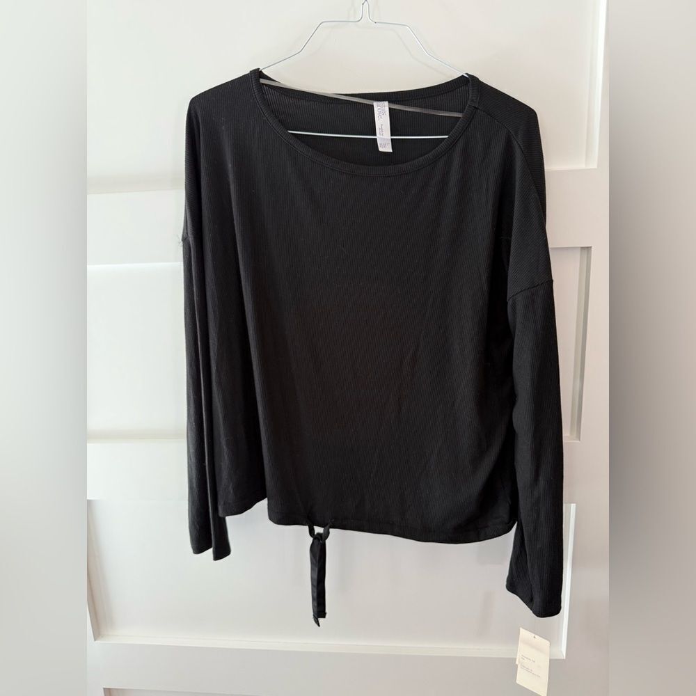New Stars Above Black Boxy tie Long Sleeve T-Shirt size L